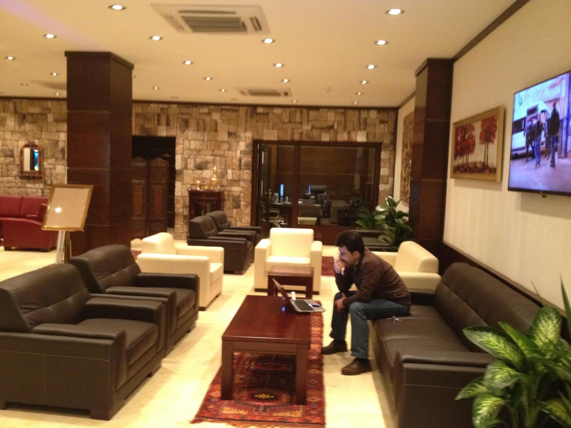 Bl Hotel'S アルビール エクステリア 写真